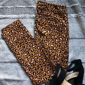 ❌SOLD!!!- Old Navy Pixie Pants